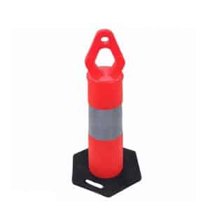 CONO DELINEADOR TRIANGULAR CON BASE - Seguridad Vial