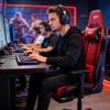 Silla Gamer Deep ergonomica apoya pies cuero sintetico ROJA